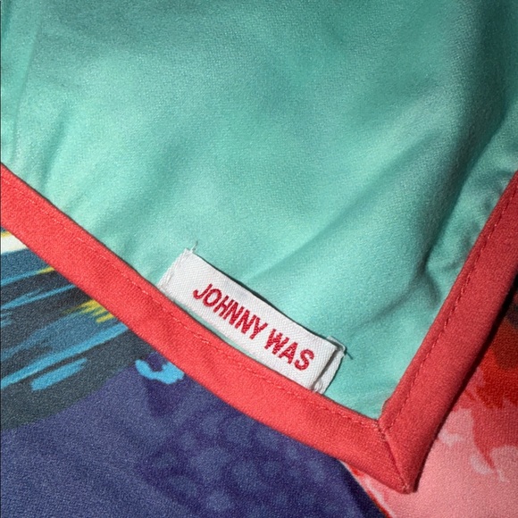 Johnny Was Beach Blanket - Picture 5 of 11